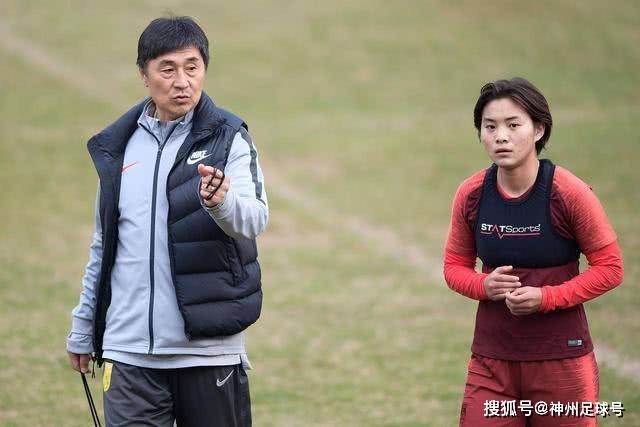 皇马逆转巴萨之战：姆巴佩再显神威